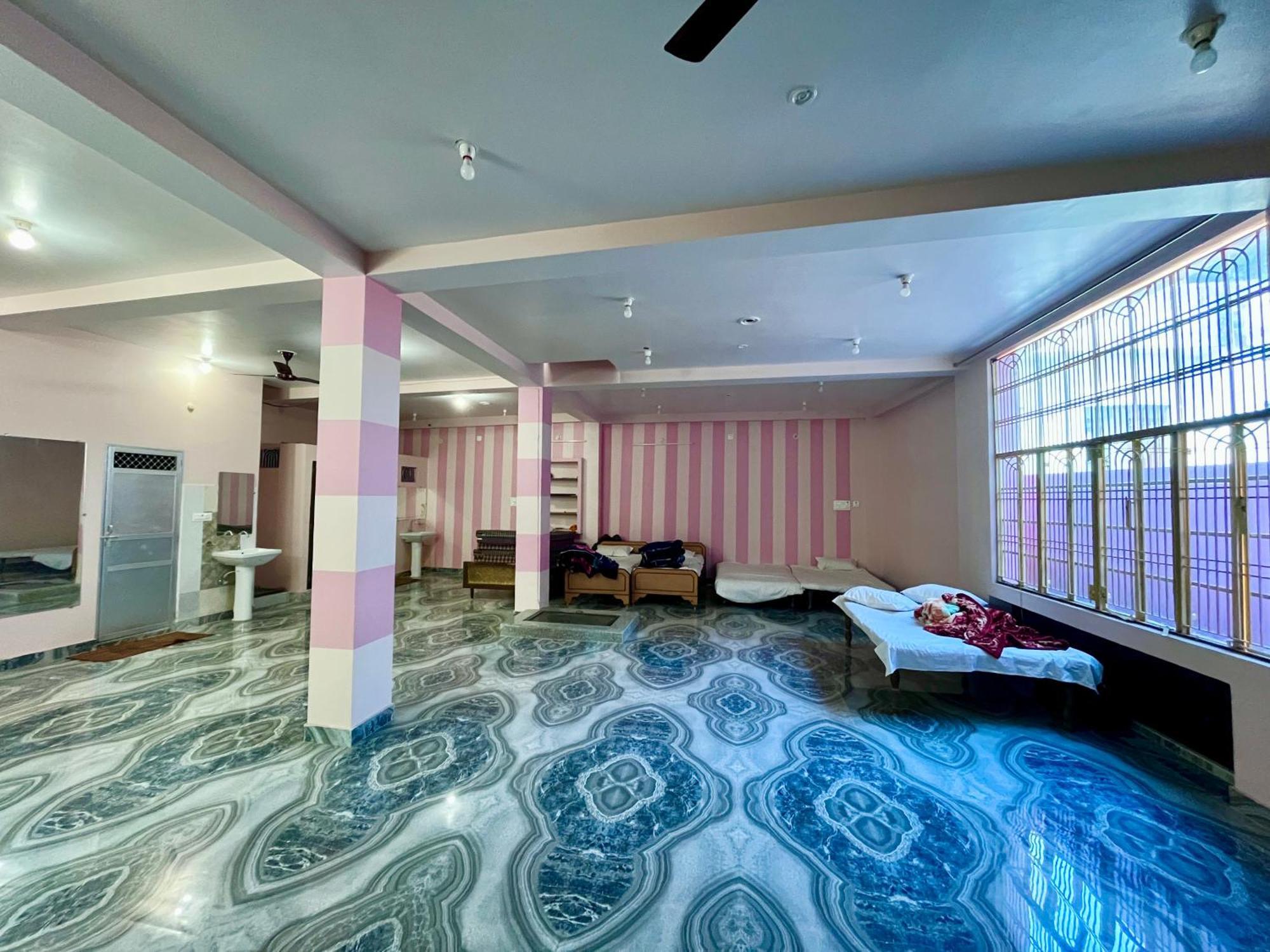 Trilok Residency - Dashashwamedh Waranasi Zewnętrze zdjęcie
