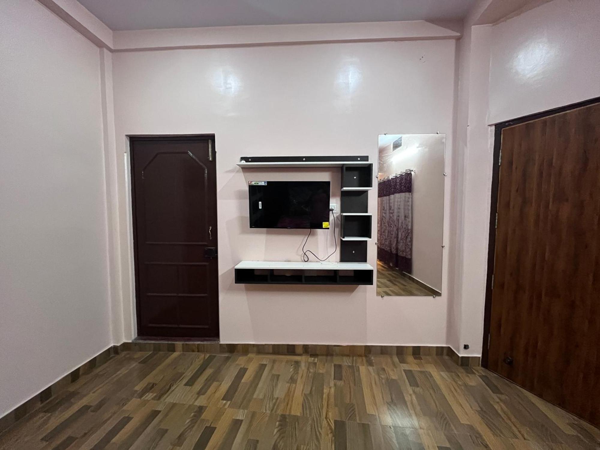 Trilok Residency - Dashashwamedh Waranasi Zewnętrze zdjęcie
